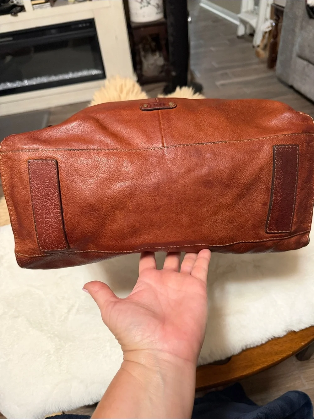 Frye Artesian Hobo Bag in Whiskey Genuine Leather NWT